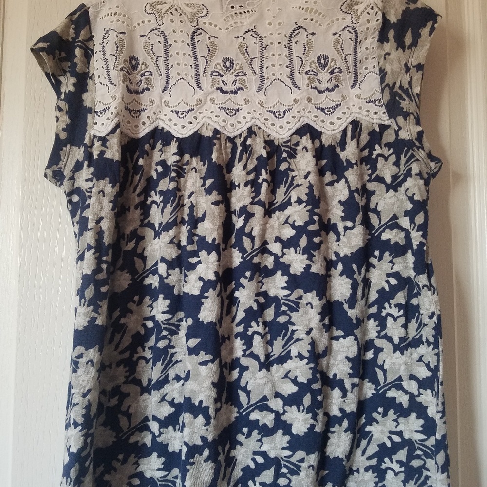 Ladies blouse